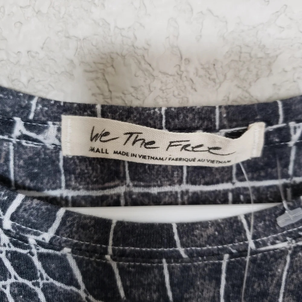 We the free python combo tee - Picture 2 of 5